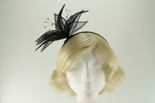 Elegance Collection Sinamay Leaf Fascinator with Matching Occasion Bag