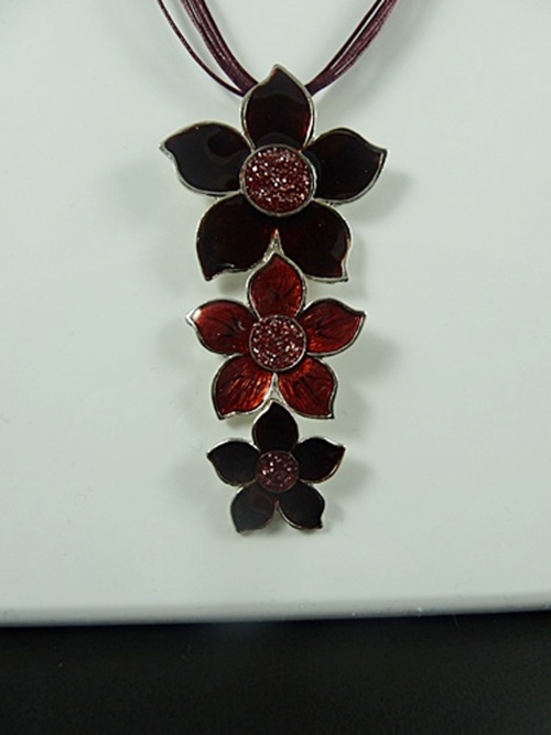 Triple Flower Necklace with Earrings