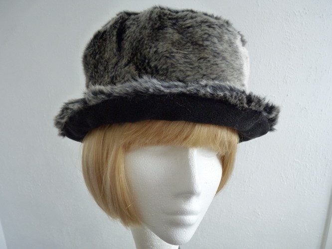 Ladies hat Grey Reversible