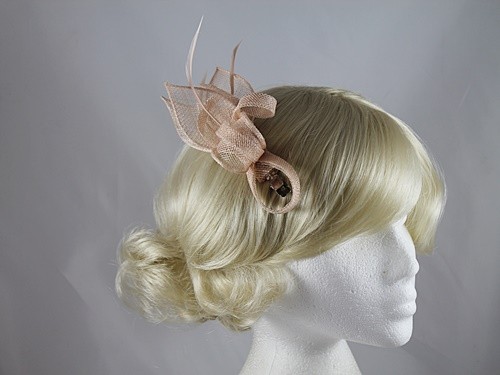 Elegance Collection Small Sinamay Clip Fascinator