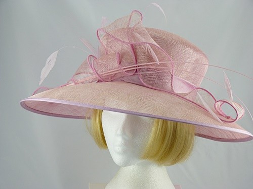 Suzanne Bettley hat